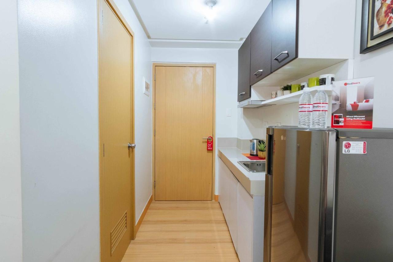 Reddoorz Premium @ Smdc Fairview Apartment Quezon City Exterior photo